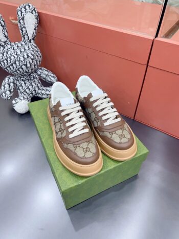 series lightweight soft thick sole sports series