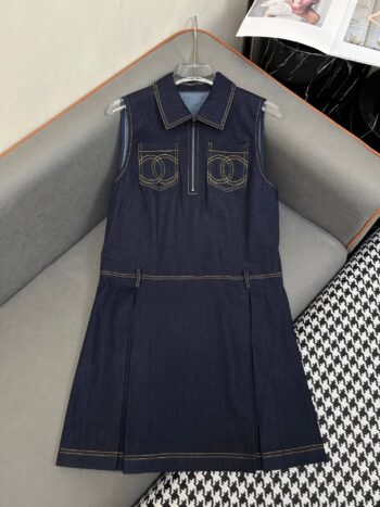 lapel sleeveless dress