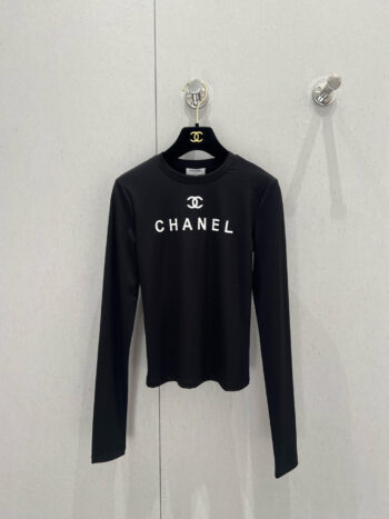 Letter embroidered slim fit bottoming long sleeves