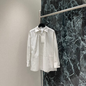 Lapel striped shirt??