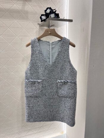 25 Spring/Summer Spun Yarn V-Neck Vest Dress