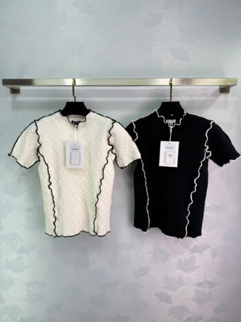 Double jacquard knit short-sleeved top