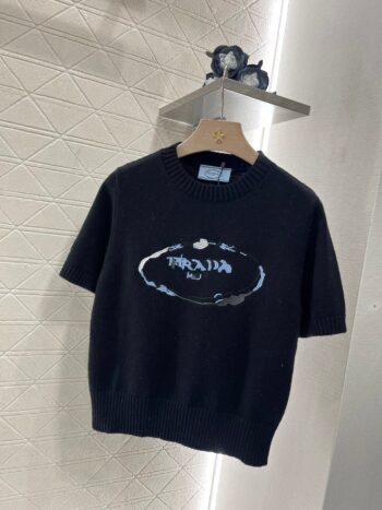 p Crew neck knit short sleeve