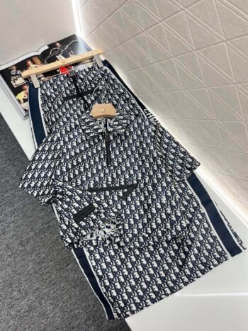 Jacquard punch jacket + maxi skirt