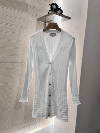 C Floral patterned v-neck placket Knit dress
