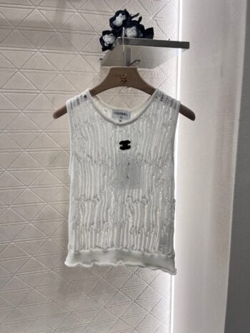 25 Hollow Lace Knitted Vest