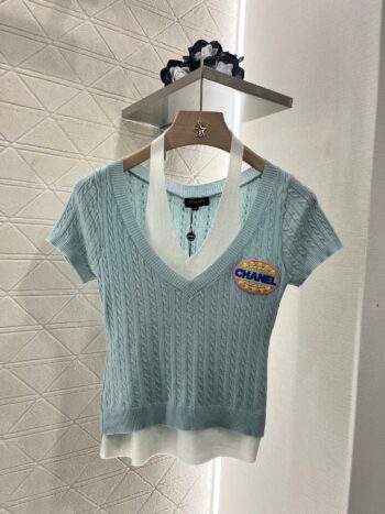 Halter neck panelled knit top