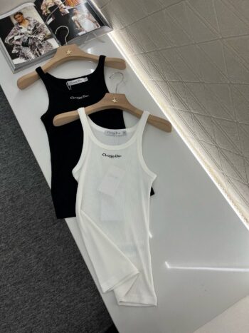 Cotton-lined back support