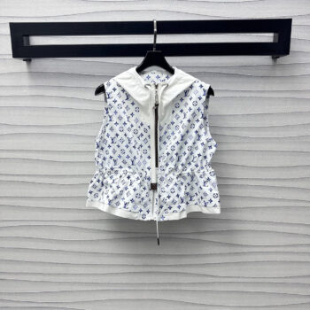 25 New Arrivals Hooded Printed Vest Jacket