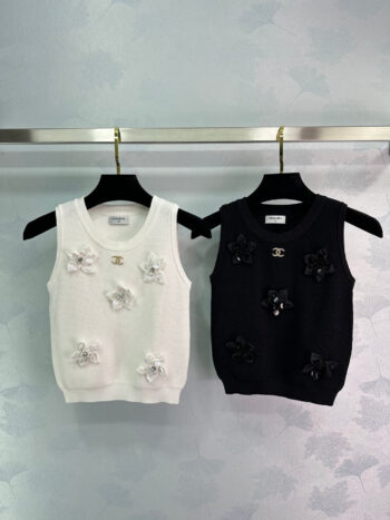 3D camellia embellishment vest