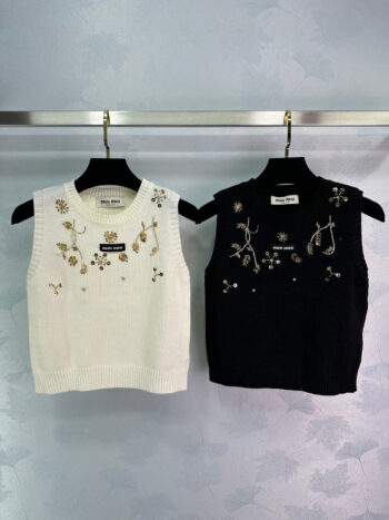 Hand ordered letter seal vest