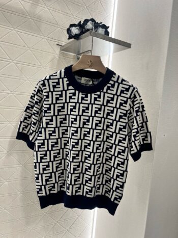 25 New Round Neck Jacquard Knitted Short Sleeves