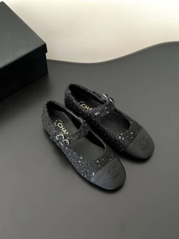 New round toe double strap Mary Jane flats